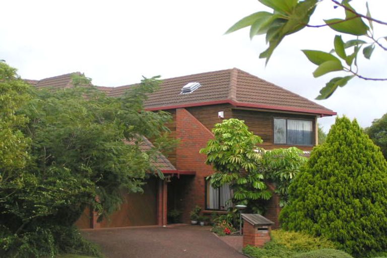 Photo of property in 42 Kennedy Avenue, Forrest Hill, Auckland, 0620