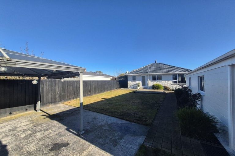 Photo of property in 100 Effingham Street, North New Brighton, Christchurch, 8083