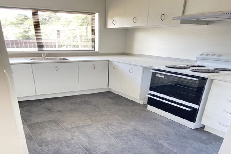 Photo of property in 12 Kennedy Grove, Stokes Valley, Lower Hutt, 5019