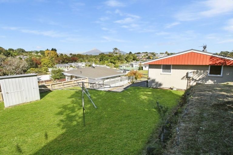 Photo of property in 11 Pembroke Street, Westown, New Plymouth, 4310