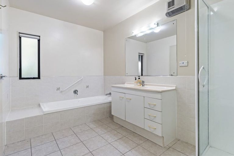 Photo of property in 12 Hibiscus Avenue, Snells Beach, 0920