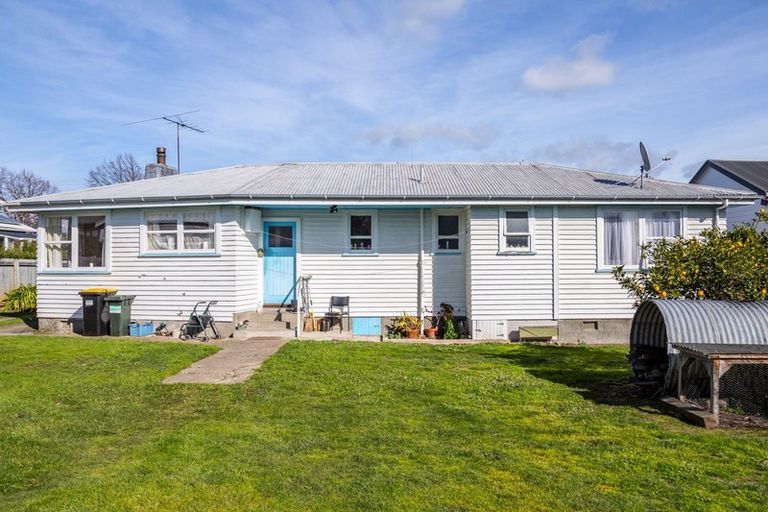 Photo of property in 5 Dublin Street, Martinborough, 5711