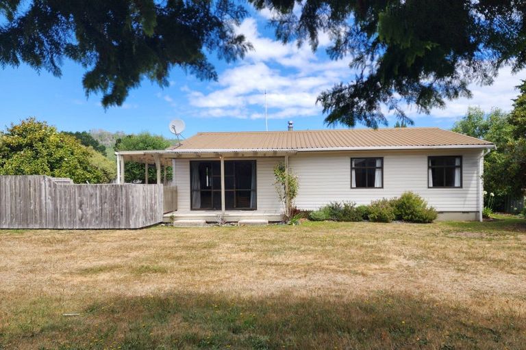 Photo of property in 27 Candu Lane, Kinloch, Taupo, 3377