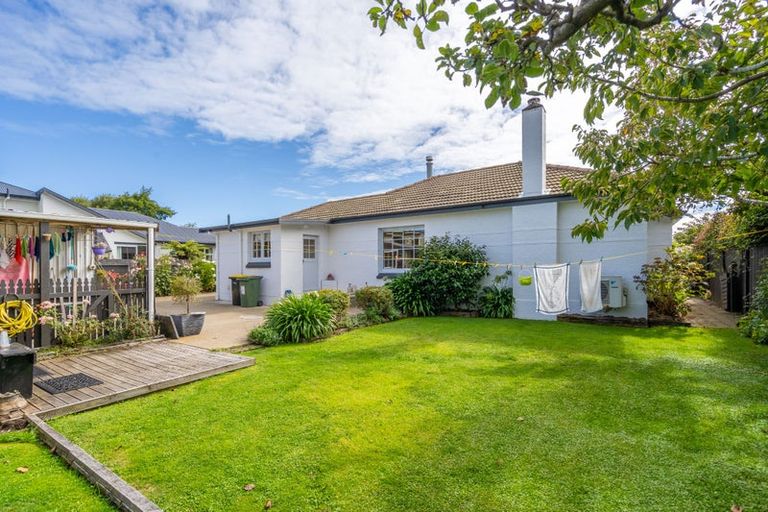 Photo of property in 221 Chelmsford Street, Waverley, Invercargill, 9810