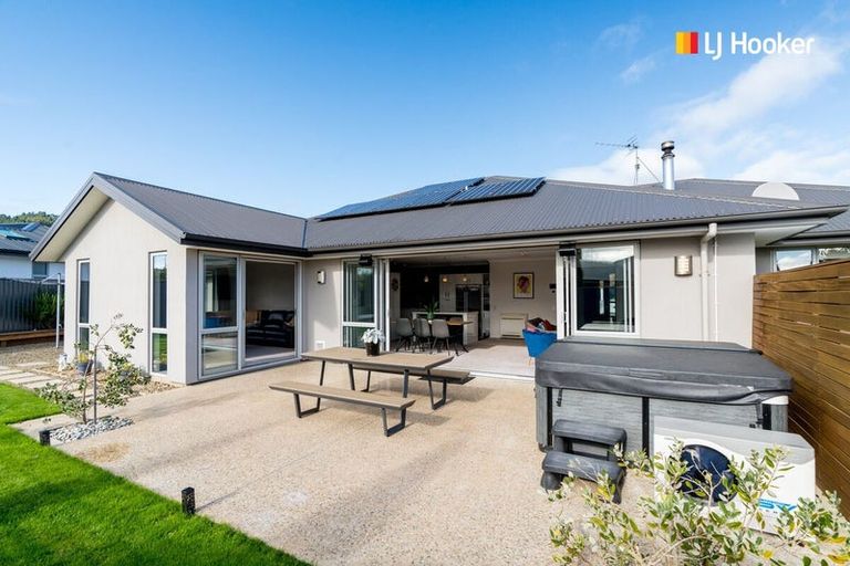 Photo of property in 17 Calluna Crescent, Mosgiel, 9024
