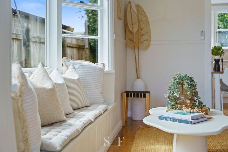 Photo of property in 15 Rauparaha Street, Waikanae Beach, Waikanae, 5036