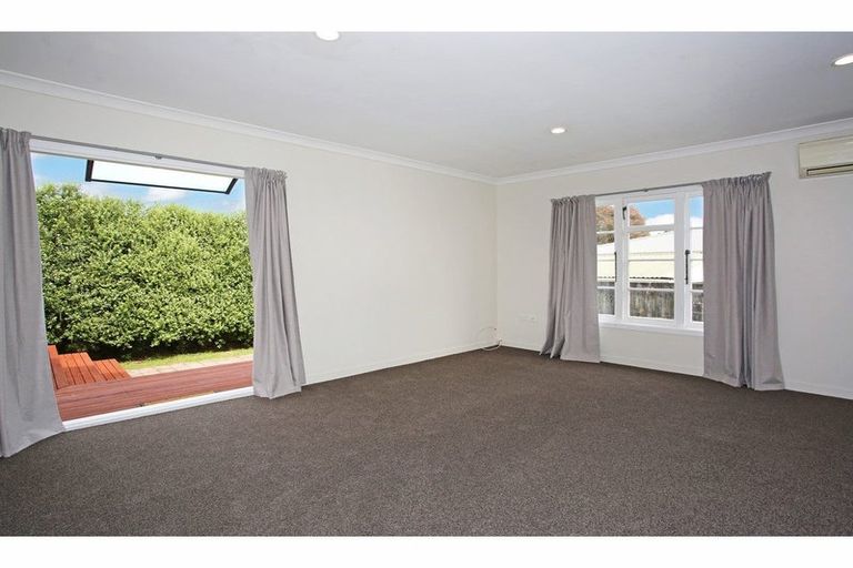 Photo of property in 8a Warriston Avenue, Waiuku, 2123