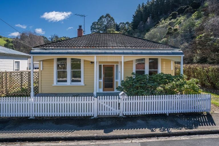 Photo of property in 11 Coburn Avenue, North East Valley, Dunedin, 9010
