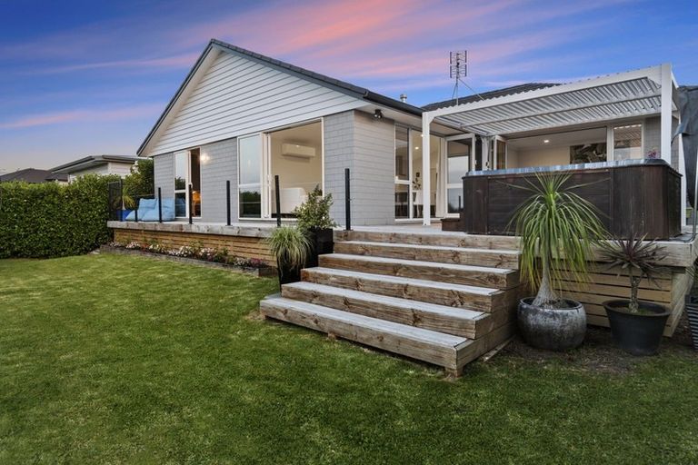 Photo of property in 89 Mortlake Heights, Pyes Pa, Tauranga, 3112