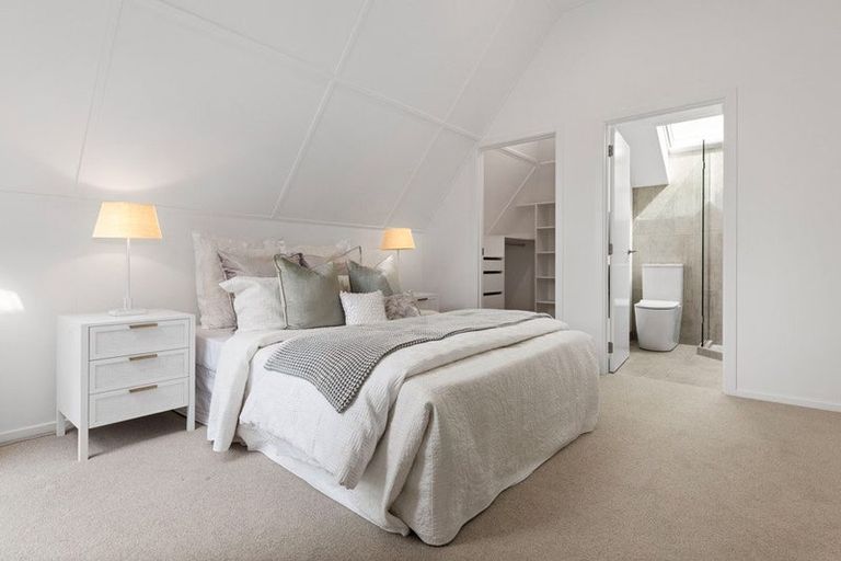 Photo of property in 2/26 Hutcheson Street, Sydenham, Christchurch, 8023