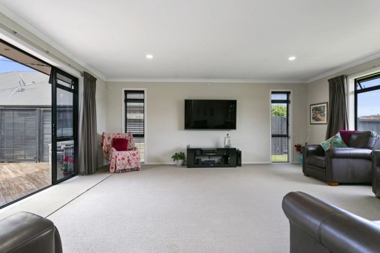 Photo of property in 9 Tulip Drive, Cambridge, 3434
