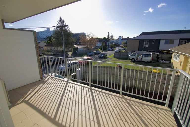 Photo of property in 6 Dowding Street, Melville, Hamilton, 3206