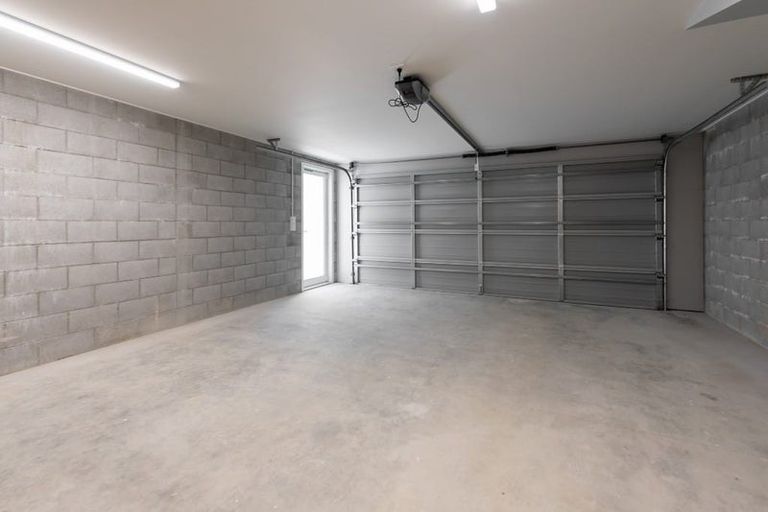 Photo of property in 3/74 Jubilee Road, Khandallah, Wellington, 6035