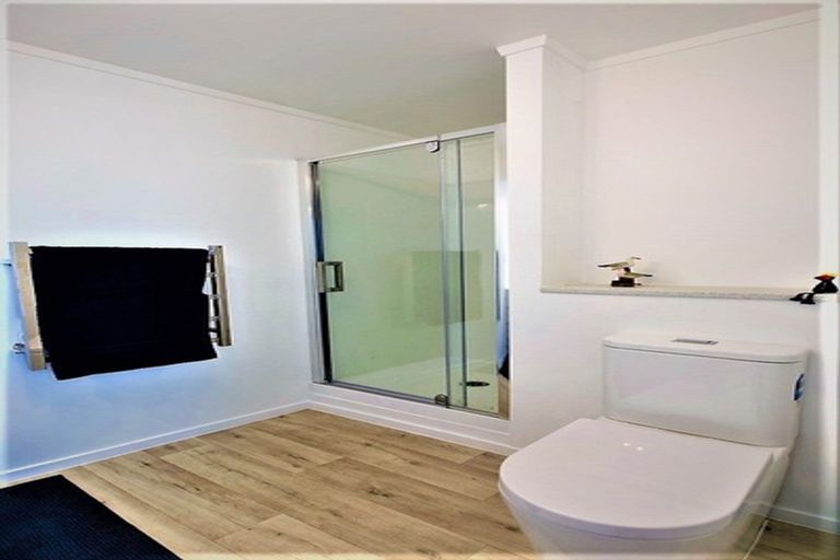 Photo of property in 25 Windmill Road, Mount Eden, Auckland, 1024