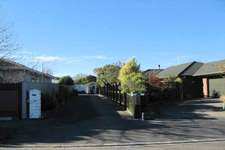 Photo of property in 16 Caithness Street, New Brighton, Christchurch, 8083