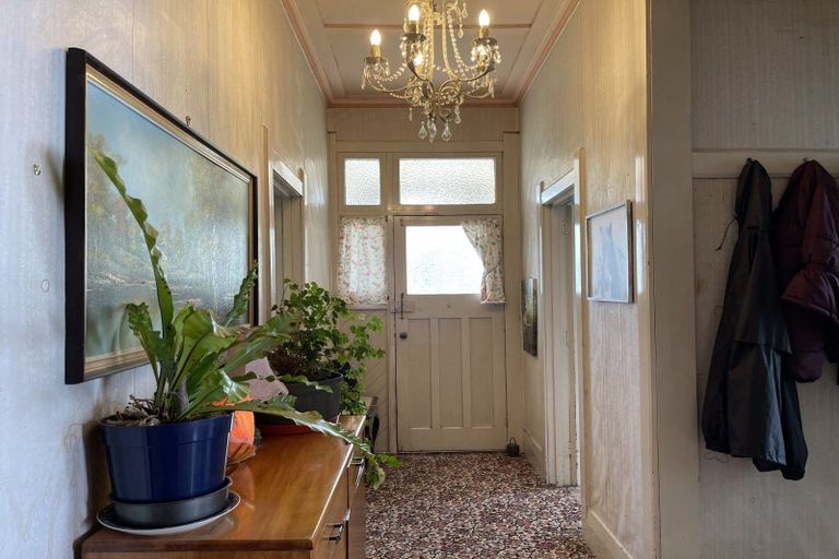 Photo of property in 19 Tavistock Road, Waipukurau, 4200