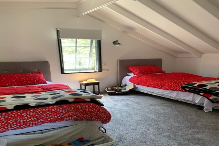 Photo of property in 53 Stillwater Crescent, Stillwater, Silverdale, 0993