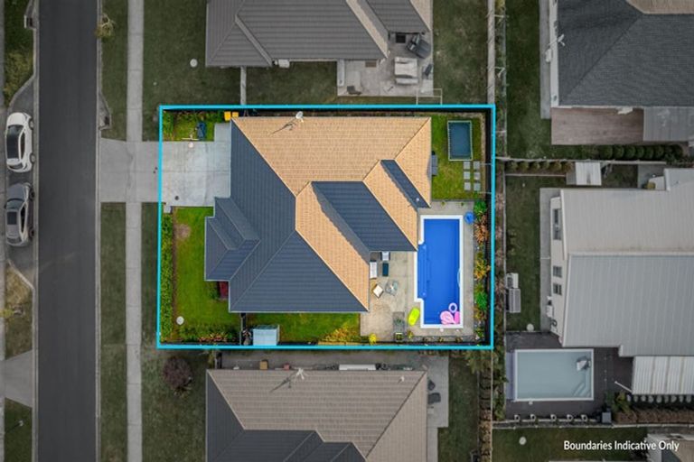 Photo of property in 20 Eric Farley Drive, Kumeu, 0810