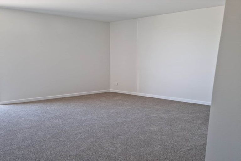 Photo of property in 8 Papaka Lane, Poike, Tauranga, 3112