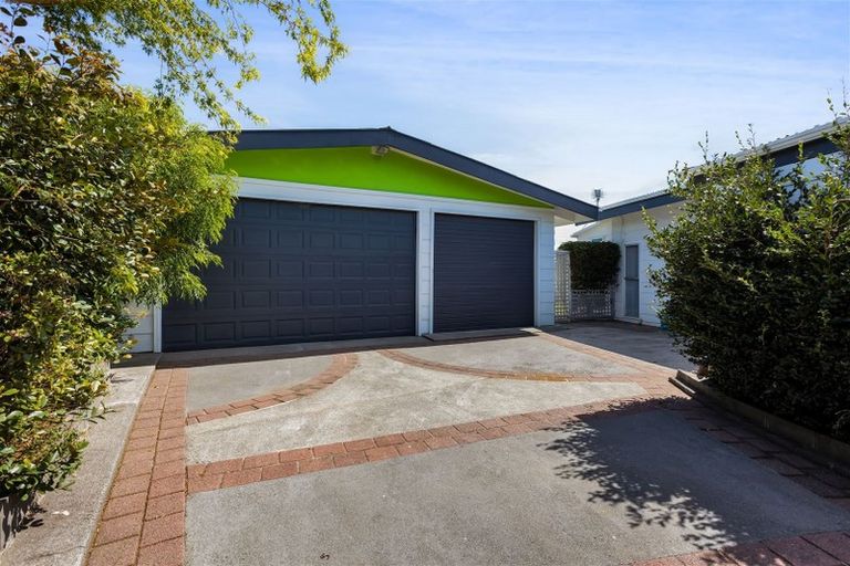 Photo of property in 43 Sunnyvale Street, Bell Block, New Plymouth, 4312