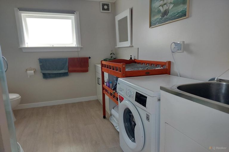 Photo of property in 6 Smith Street, Waimate, 7924