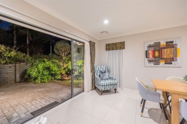 Photo of property in 6 Fairhill Place, Flat Bush, Auckland, 2016