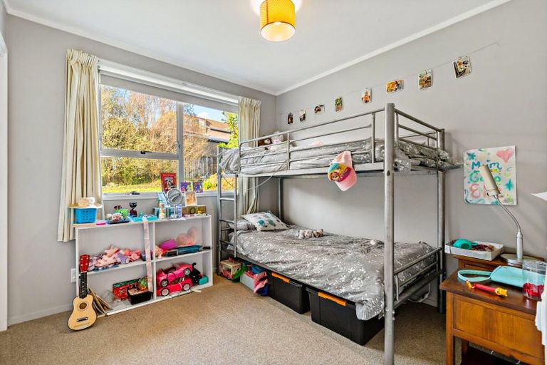 Photo of property in 25 Helleur Road, Massey, Auckland, 0614