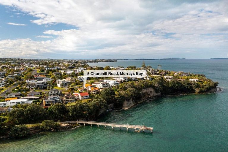 Photo of property in 5 Churchill Road, Murrays Bay, Auckland, 0630