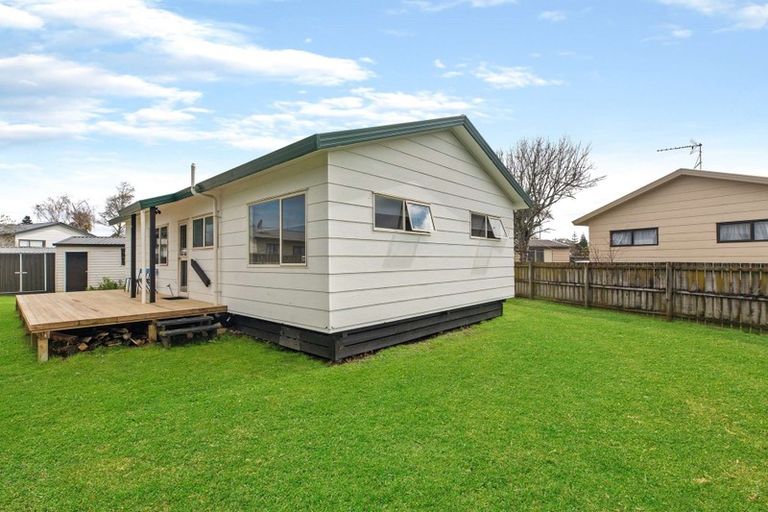 Photo of property in 15a Melleray Place, Randwick Park, Auckland, 2105