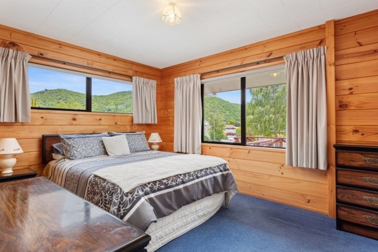 Photo of property in 252b Waikawa Road, Waikawa, Picton, 7220