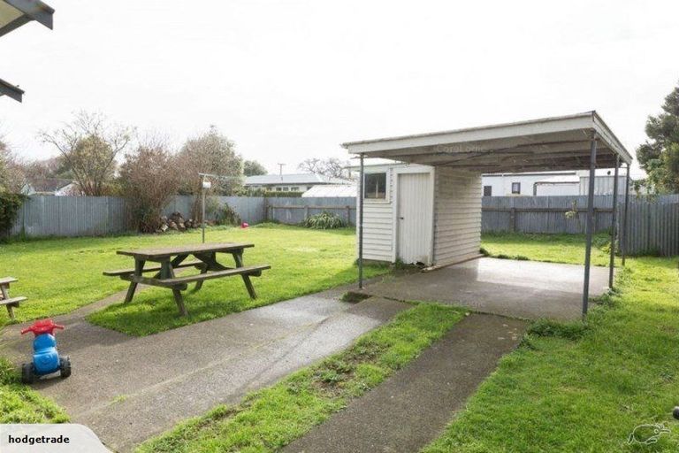 Photo of property in 15 Runciman Place, Dannevirke, 4930