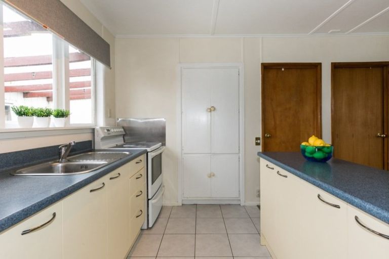 Photo of property in 26a Merton Crescent, Pirimai, Napier, 4112