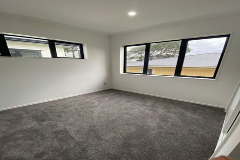Photo of property in 17b Eddowes Street, Manurewa, Auckland, 2102