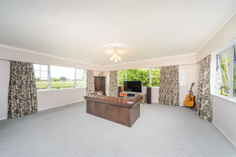 Photo of property in 130 Parewanui Road, Bulls, 4894