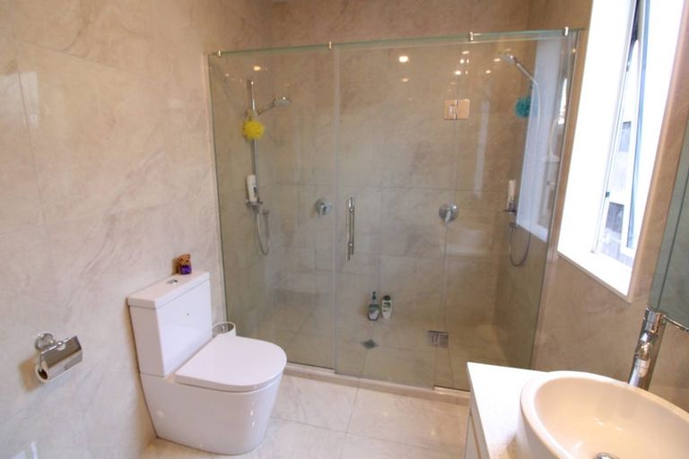 Photo of property in 216 Wainui Road, Silverdale, 0932