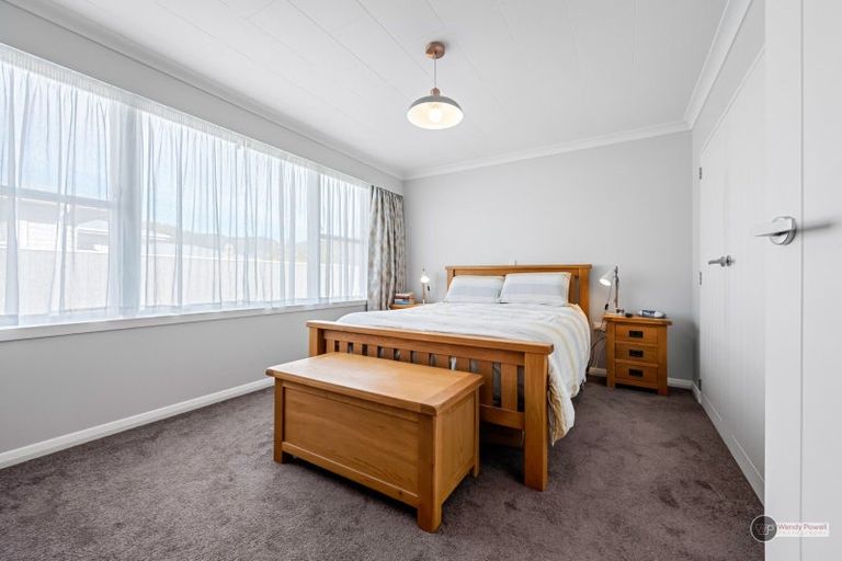 Photo of property in 37a Garden Road, Avalon, Lower Hutt, 5011