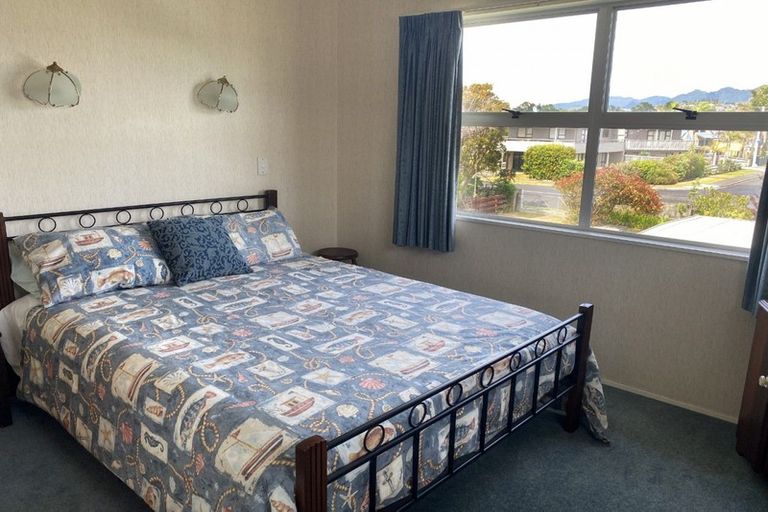 Photo of property in 320 Ocean Road, Whangamata, 3620