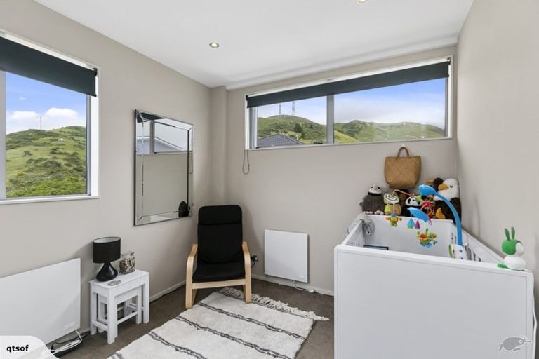 Photo of property in 67 Erlestoke Crescent, Churton Park, Wellington, 6037