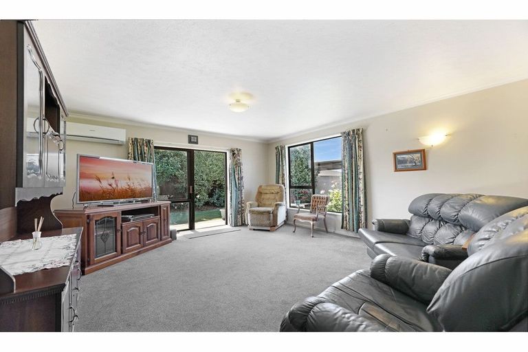 Photo of property in 14b Kowhai Avenue, Rangiora, 7400