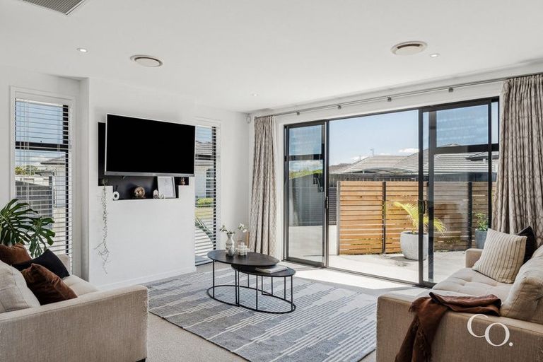 Photo of property in 51 Kahuparere Crescent, Pyes Pa, Tauranga, 3112