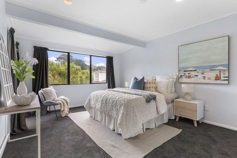 Photo of property in 8 Peter Button Place, Johnsonville, Wellington, 6037