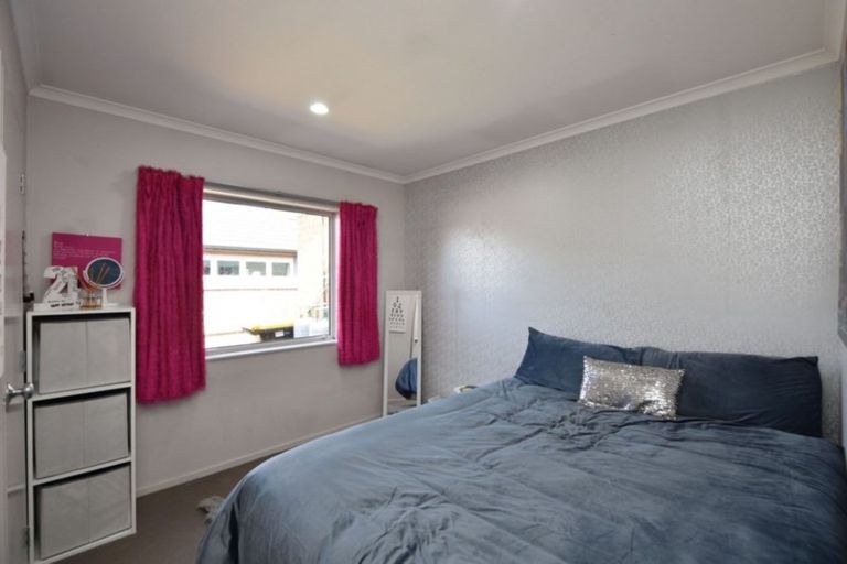 Photo of property in 16 Hoffman Court, Waikiwi, Invercargill, 9810