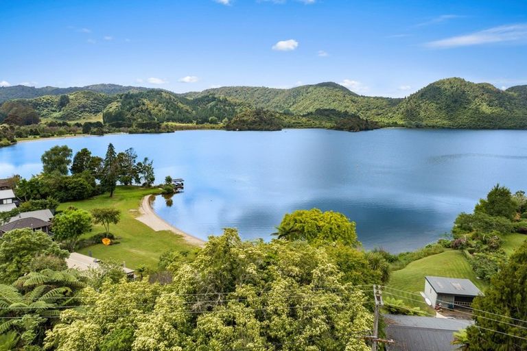 Photo of property in 62 Okareka Loop Road, Lake Okareka, Rotorua, 3076