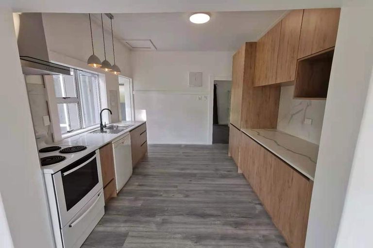 Photo of property in 157 Foster Road, Kumeu, 0891