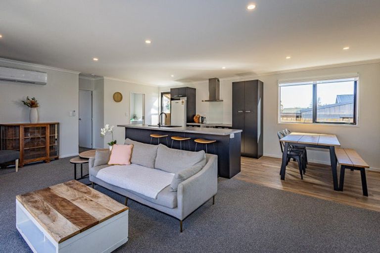 Photo of property in 93 Ranolf Street, Glenholme, Rotorua, 3010