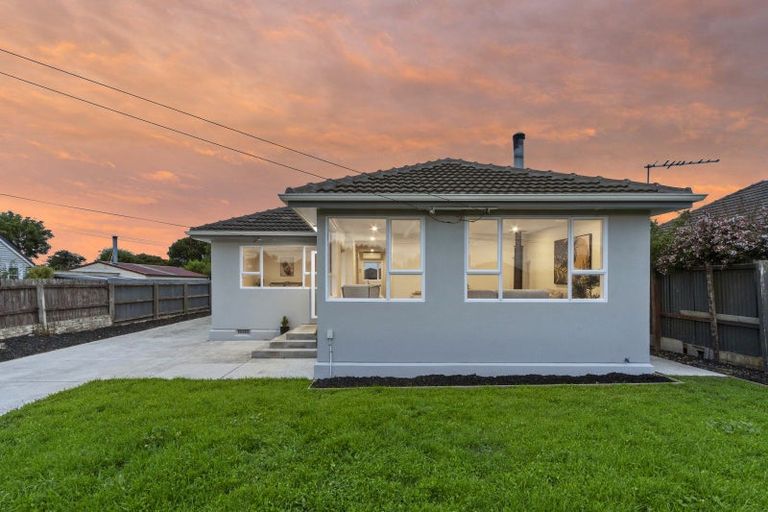 Photo of property in 40 Bower Avenue, New Brighton, Christchurch, 8083