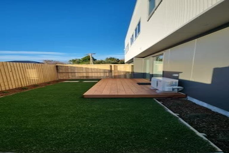 Photo of property in 2/37 Woodville Street, Edgeware, Christchurch, 8013