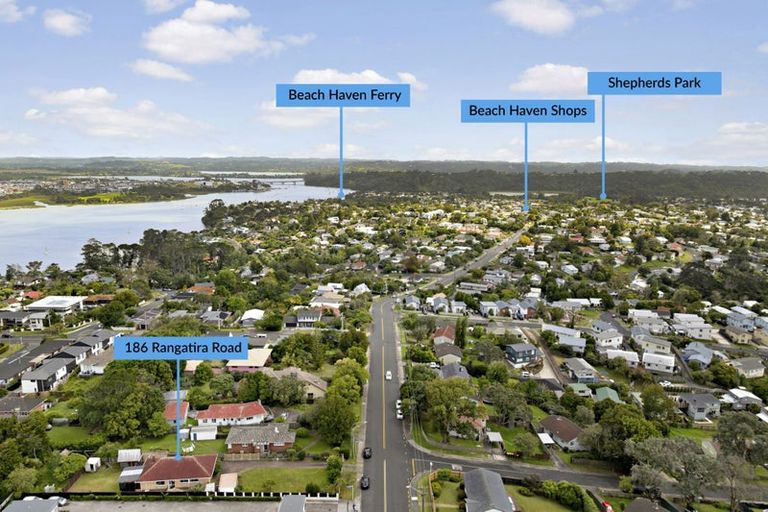 Photo of property in 186 Rangatira Road, Beach Haven, Auckland, 0626