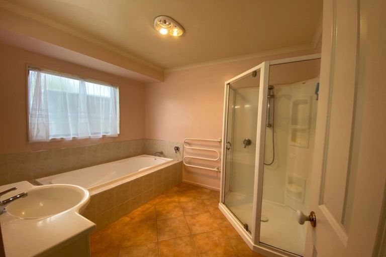 Photo of property in 3 Drumfearn Place, Rototuna, Hamilton, 3210