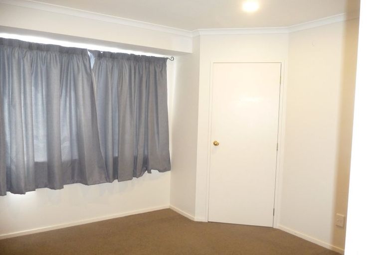 Photo of property in 1/55 Whitford Road, Botany Downs, Auckland, 2014